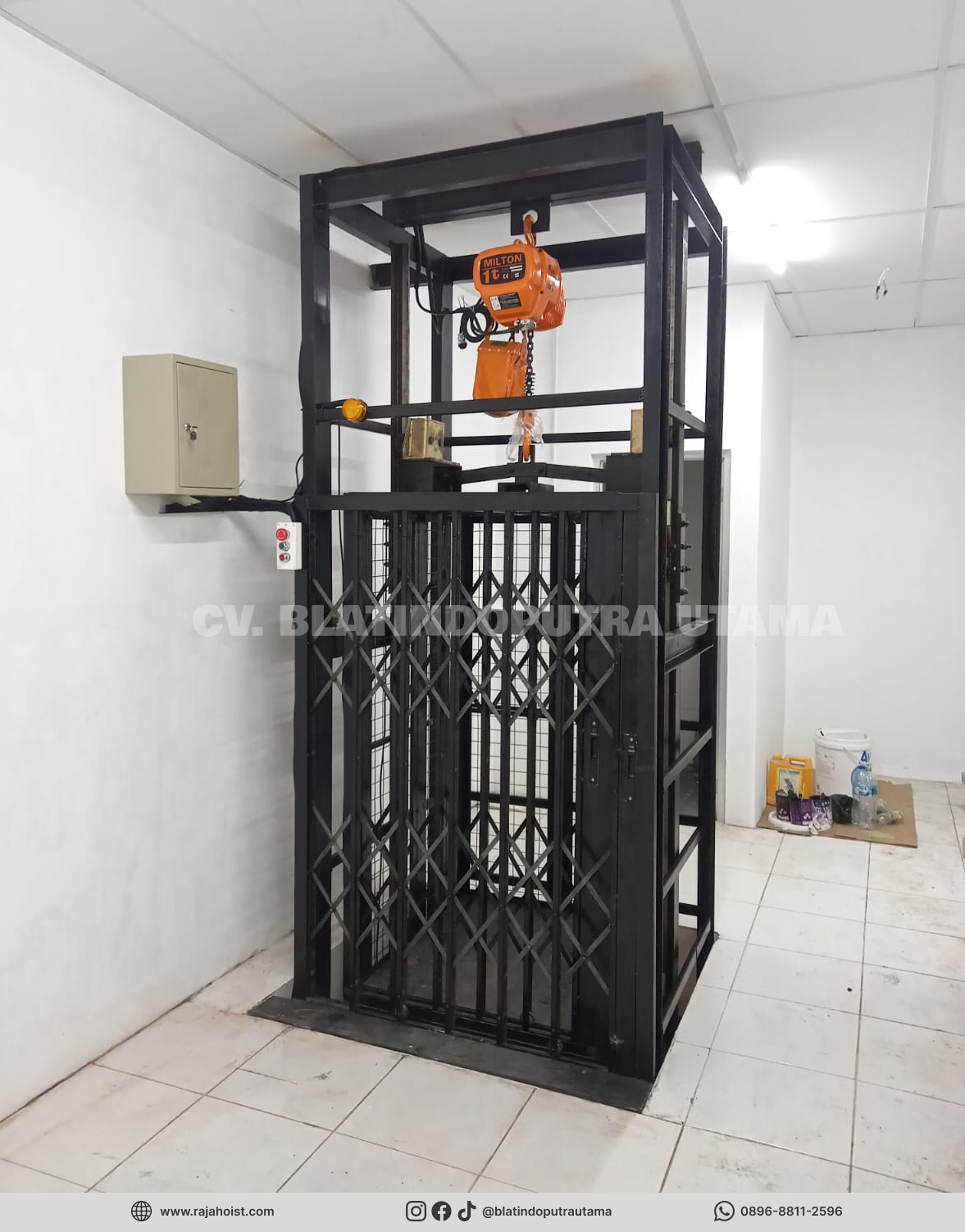 Cargo Lift 1 Ton PT Indomarco Prismatama Jakarta - foto 1